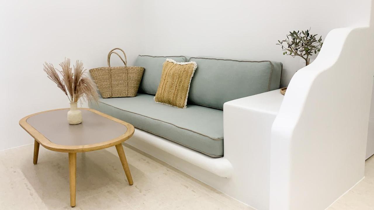 Mod Santorini Vegan Boutique Hotel Тира Экстерьер фото